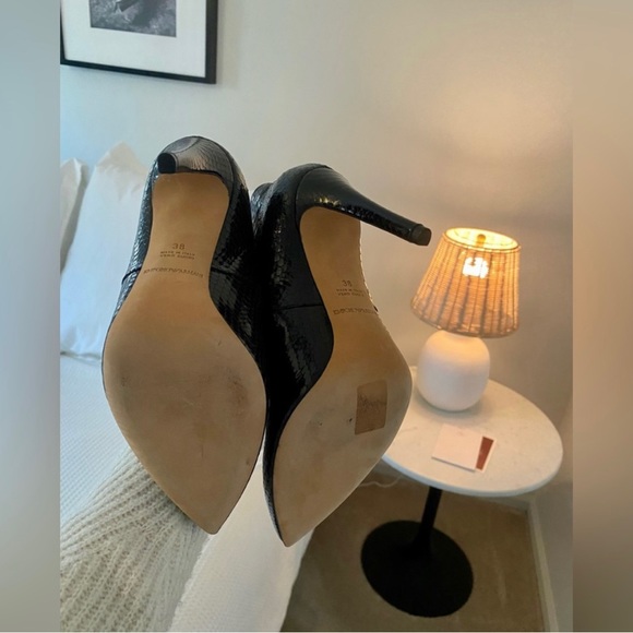 ARMANI Black Bootie Pump Heel SIZE 38 Pointed toe closed toe textured upper - Picture 9 of 13